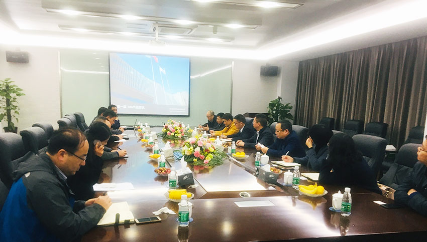 宁波市经信委领导莅临维多利亚vic003调研座谈
